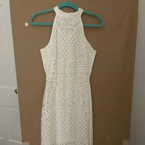 Perfect dress for bride!! Shower, bachelorette rehearsal dinner, or the wedding!